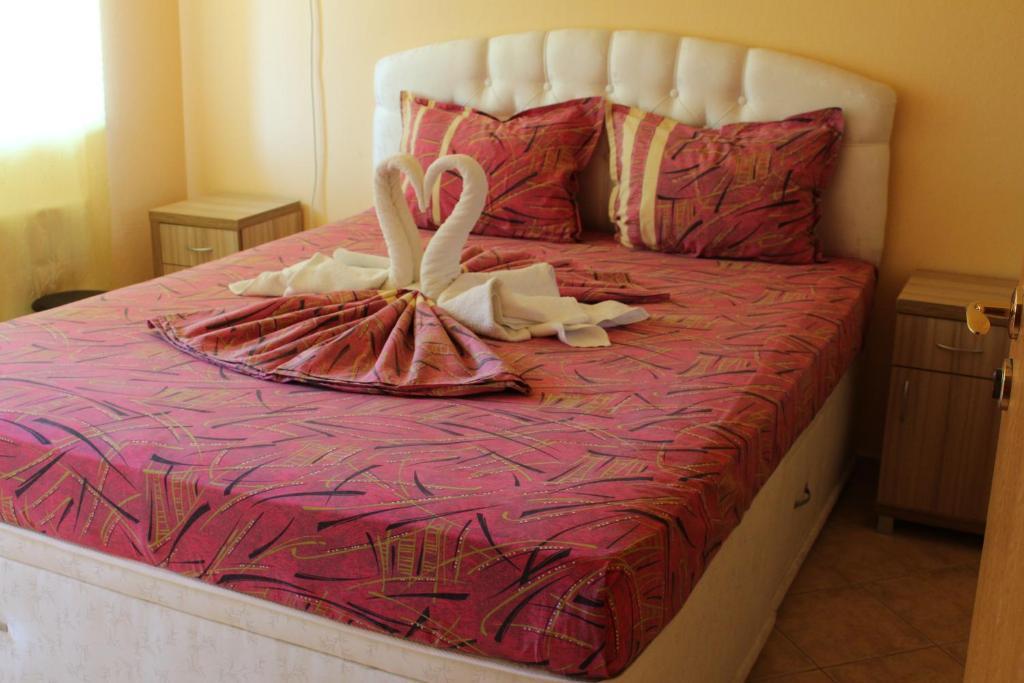 Viva Beach Hotel Pomorie Exteriör bild